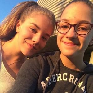 Meet your Posher, Desiree